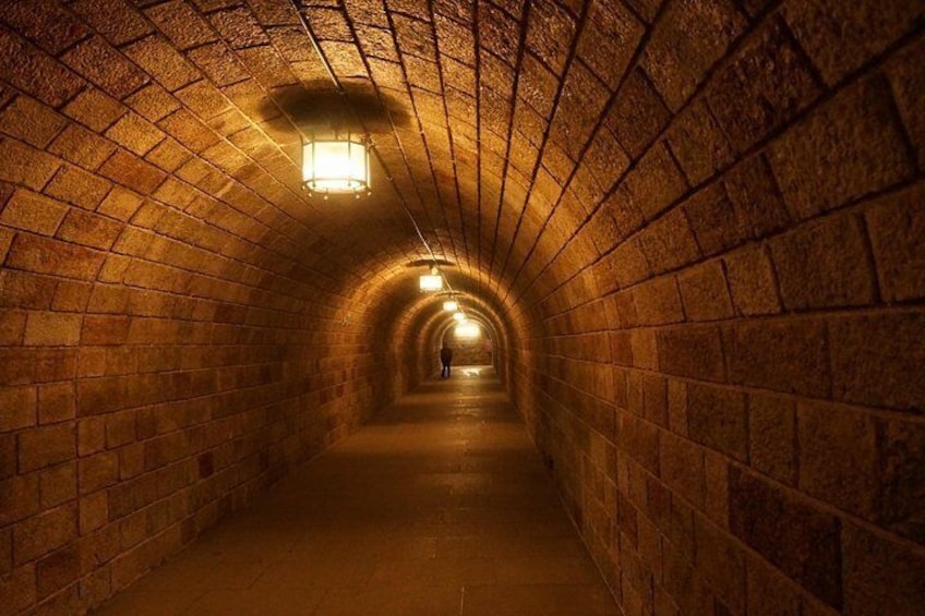 Tunnel to the Eagle's Nest 