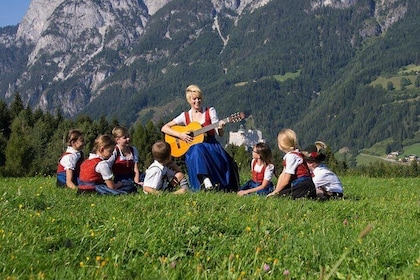 Sound of Music Private Tour including do-re-mi hiking trail