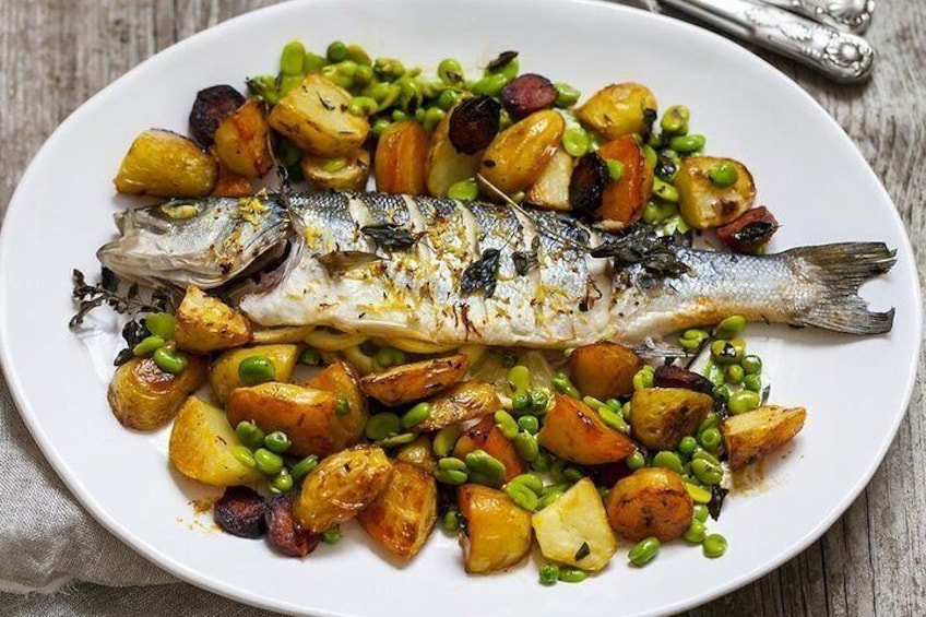 White fish, potatoes and peas