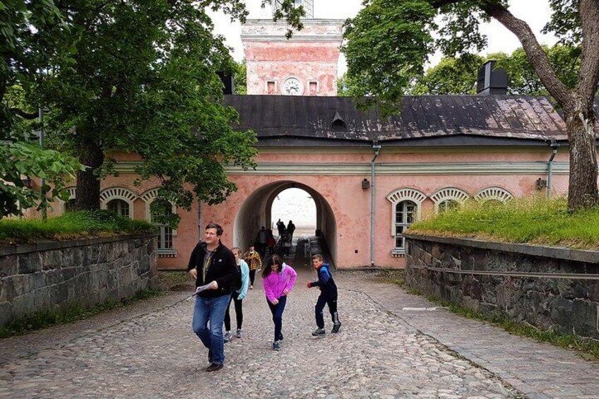 Private Taste of Helsinki and Suomenlinna