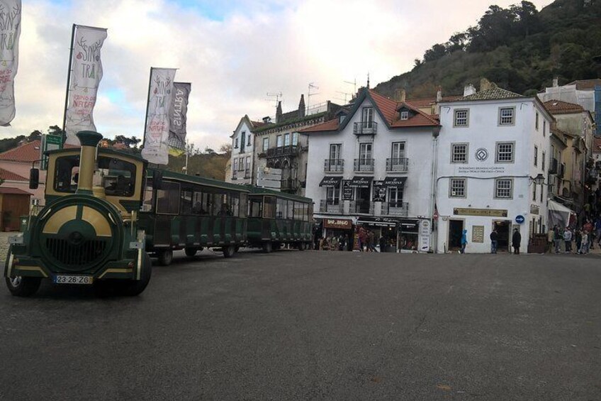 Excellent Sintra and Pena Palace, Small-Group Tour from Lisbon