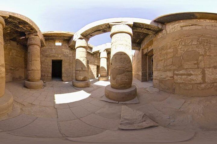 A private day trip to luxor from marsa alam with an Egyptologist