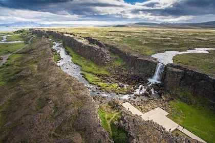 Small-group Golden Circle Classic Tour from Reykjavik