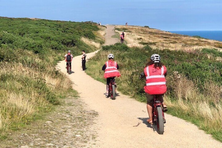 Dublin Panoramic E-Bike Tour with Howth Adventures