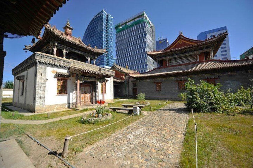 Choijin Lama Temple