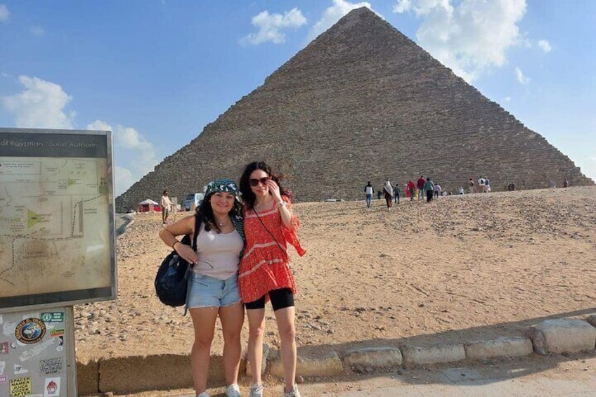 4 Hours private Giza Pyramids ,Sphinx ,lunch and camel ride from Cairo or Giza