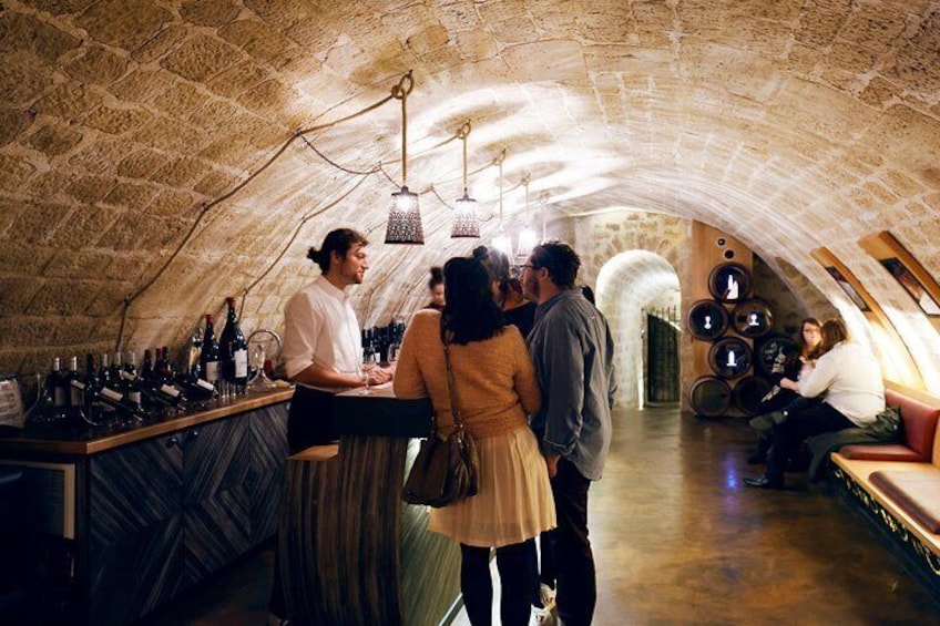 Guided tour and wine tasting in a historic cellar in the centre of Paris