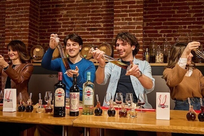 ベルモット クラス - creazione di vermouth e degustazione prodotti Martini