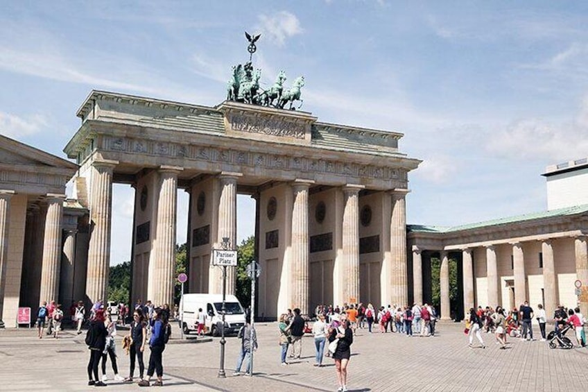 Walk through the most famous monument in Germany, the Brandenburg Gate
