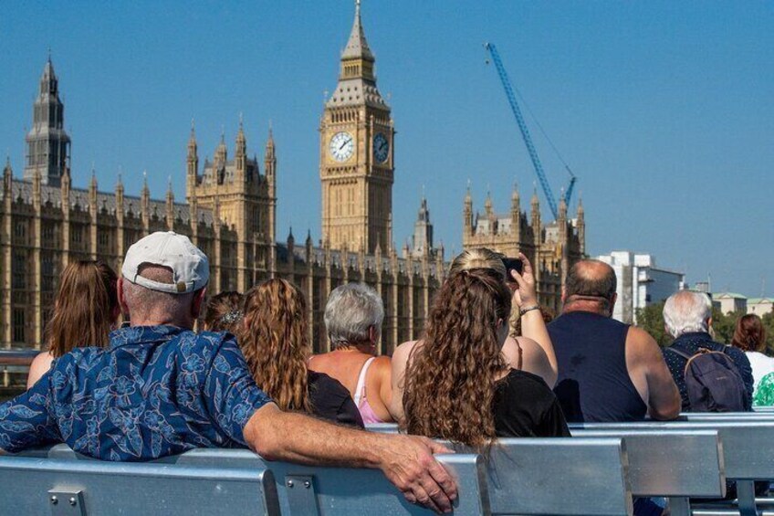 Tower Bridge River Sightseeing Cruise from Westminster