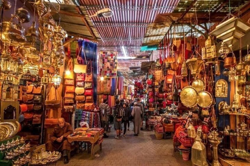 Visit the hidden stalls in Marrakech Old City with a local certified guide on a shopping adventure!
