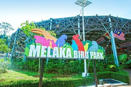 Melaka Zoo & Bird Park Tour from Kuala Lumpur including Lunch