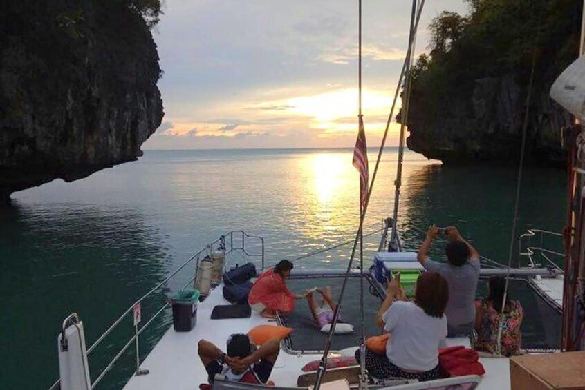 Langkawi Andaman Sea Sunset Dinner Cruise