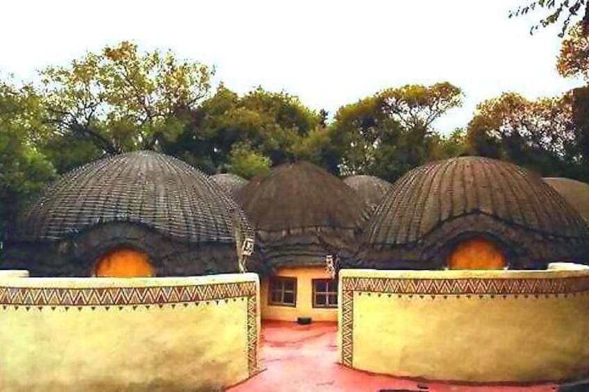 Lesedi Cultural Village