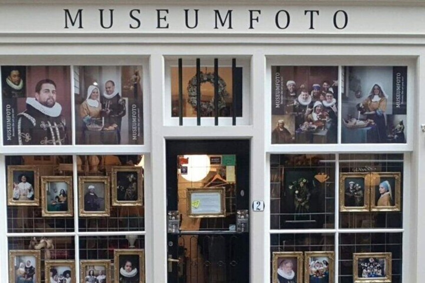 Become a Dutch Art Piece Photo Shoot in Amsterdam - Single Portrait