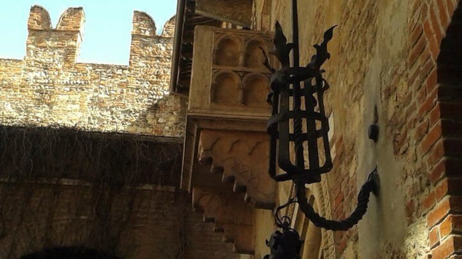 Juliet's House, the famous balcony