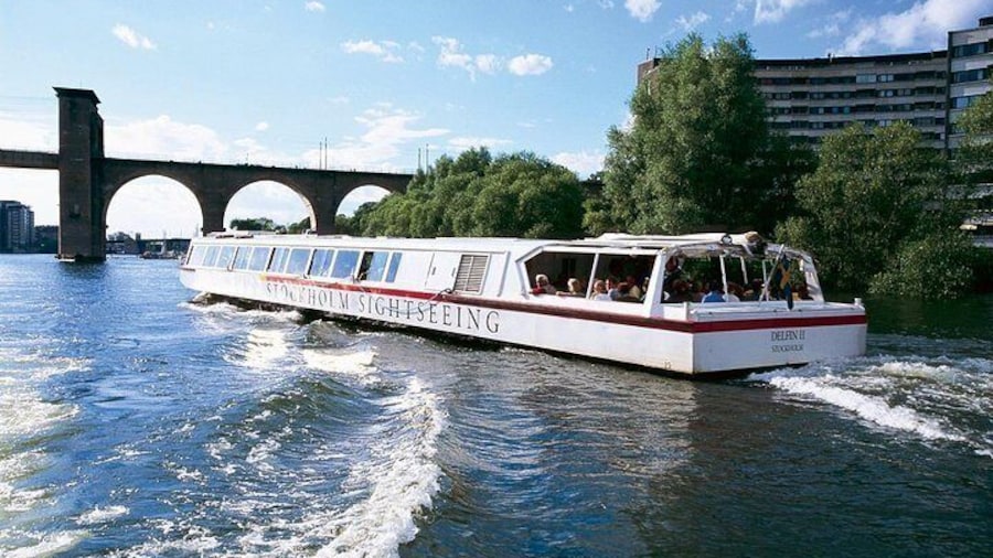 Stockholm Bridges Cruise