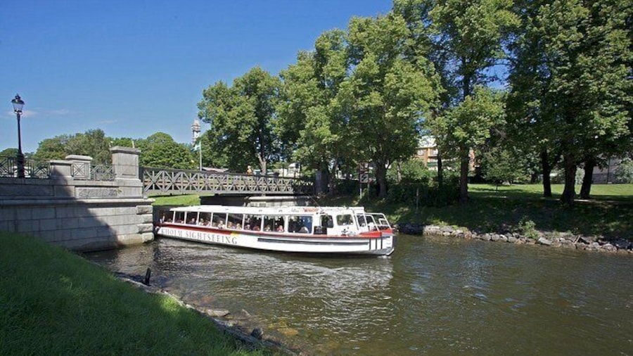 Royal Canal Tour