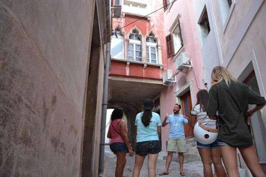 Private Piran Walking Tour (tasting of local wine & products included)
