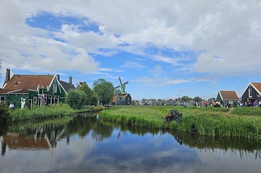 Zaanse Schans & Volendam Small-Group Tour from Amsterdam (7 Pax)