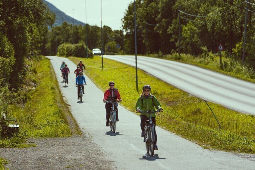 Explore Tromso by E-bike - Guided Ride on Electric Bike in Tromso