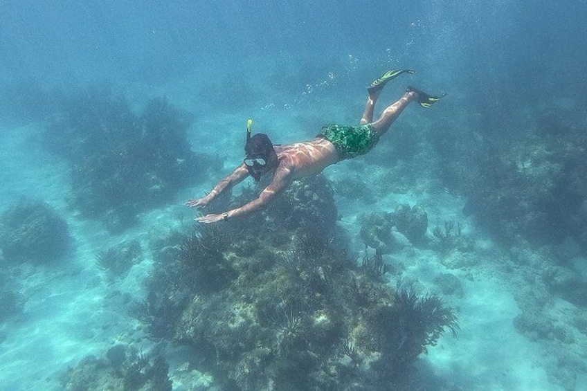 From Fajardo: Icacos Deserted Island Catamaran & Picnic Cruise