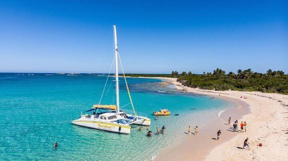 Blue seas and skies stretch into the distance from a beach in Fajardo, Puerto Rico.