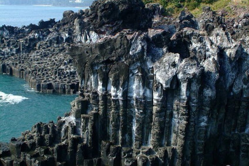 Full-day Customizable Private Essential Jeju Island Tour for South course