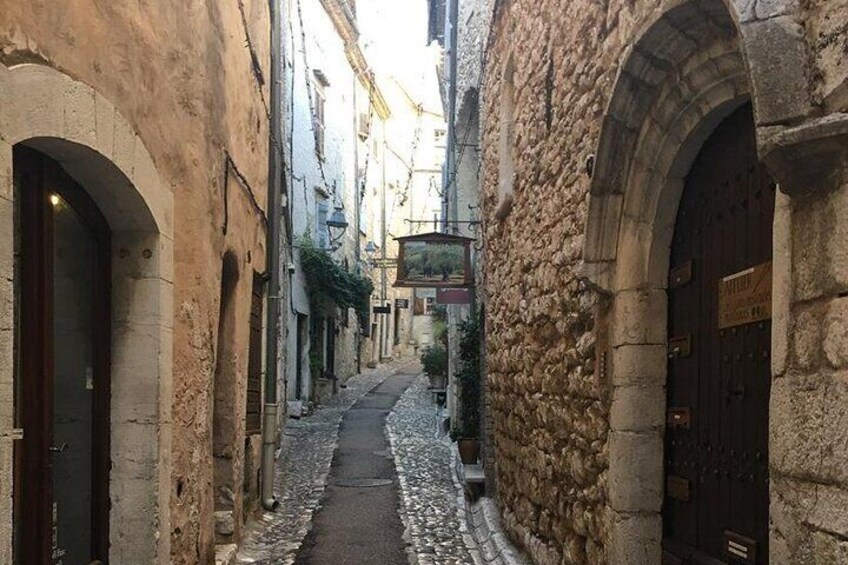 Narrow streets in Saint Paul de Vence