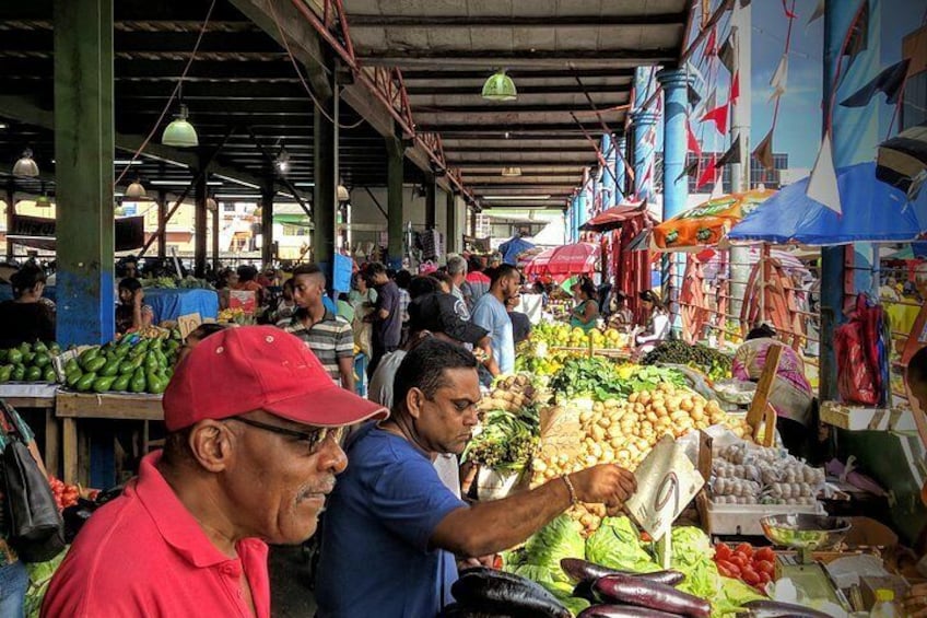 So many fresh fruits & vegetabes