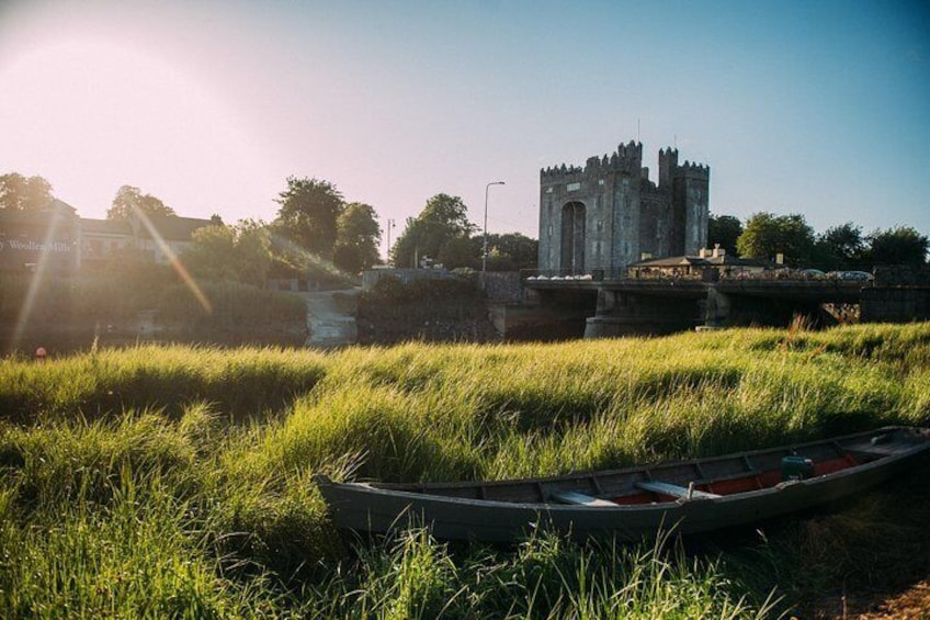 Skip the Line: Bunratty Castle and Folk Park Admission Ticket