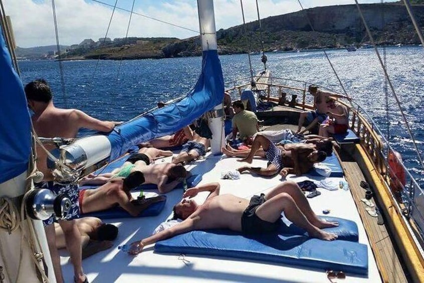 Comino, Blue Lagoon and Caves. Tour A