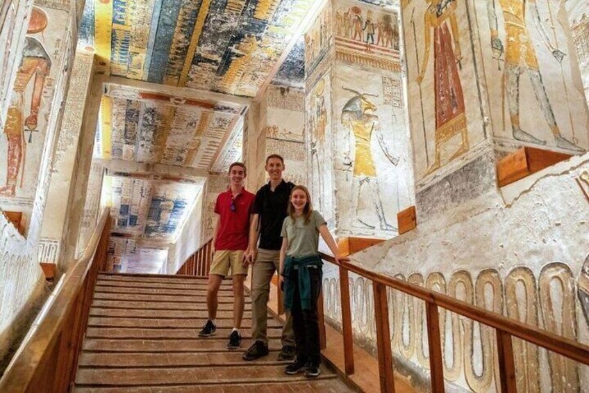 4-Days Aswan sailing Nile Cruise Luxor &Abu Simbel. Opt. Balloon