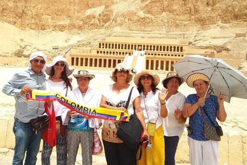 6-Days Nile Cruise Aswan to Luxor & Sleeper Train Round-trip