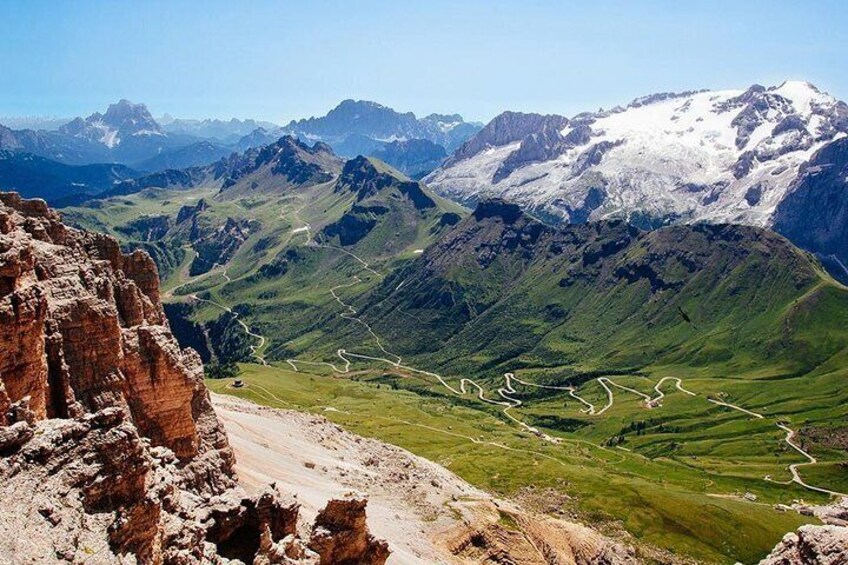 From Bolzano: Private Day Tour by car: The Great Dolomites Road