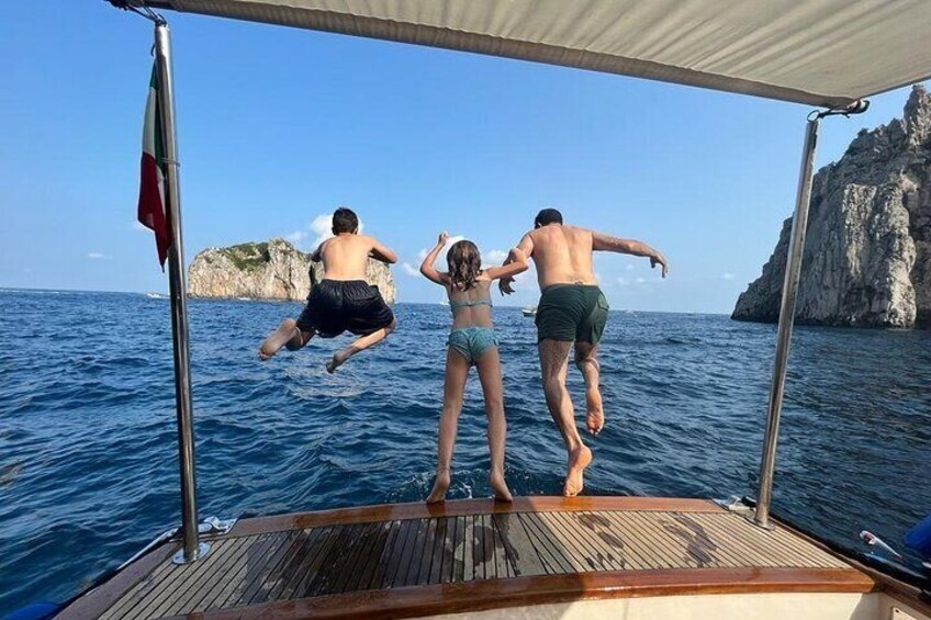 Private day on gozzo boat in Capri
