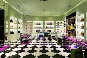Private Luxury Shopping Day in Panama City