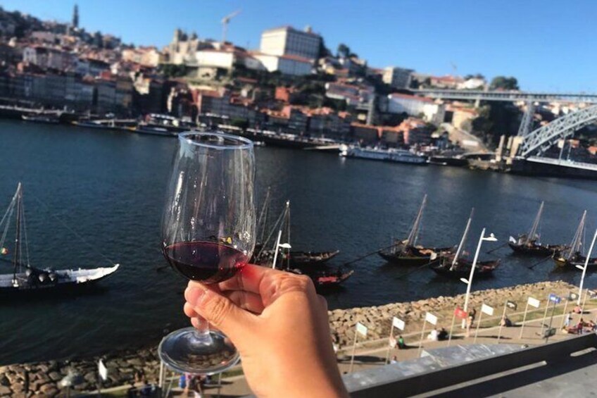 Private Porto from Lisbon with Portuguese lunch and Porto wine tasting