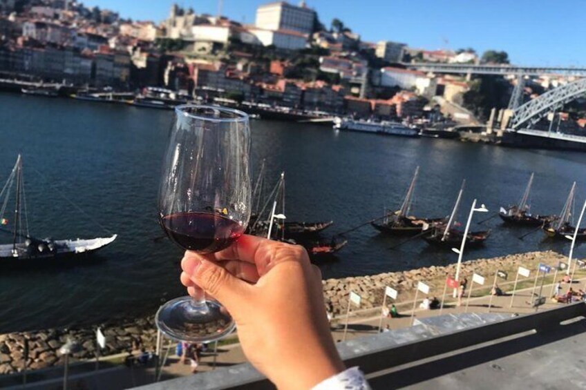 Private Porto from Lisbon with Portuguese lunch and Porto wine tasting