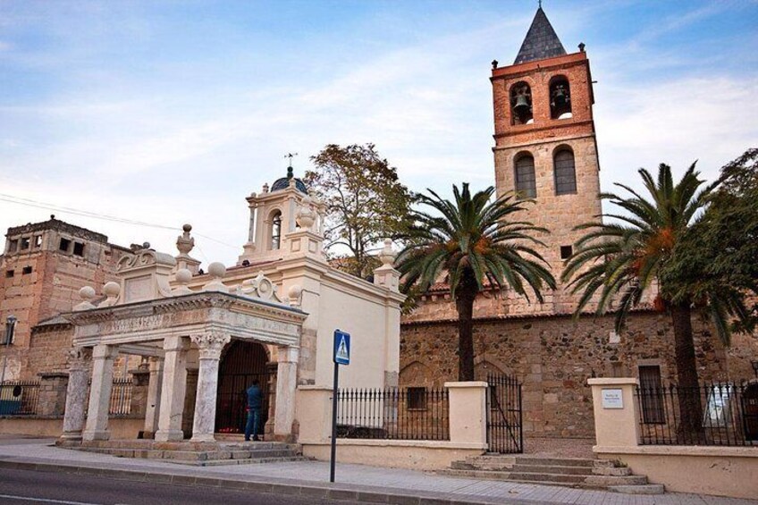 Private Tour to Evora and Merida - World Heritage City of the Roman Empire
