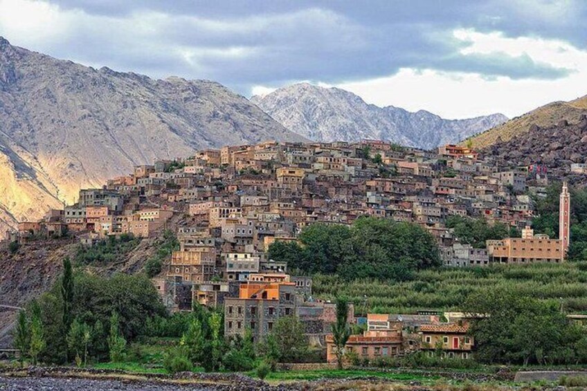 Montagnes de l'Atlas, Trois Vallées et Cascades: visite guidée d'une journée au départ de Marrakech