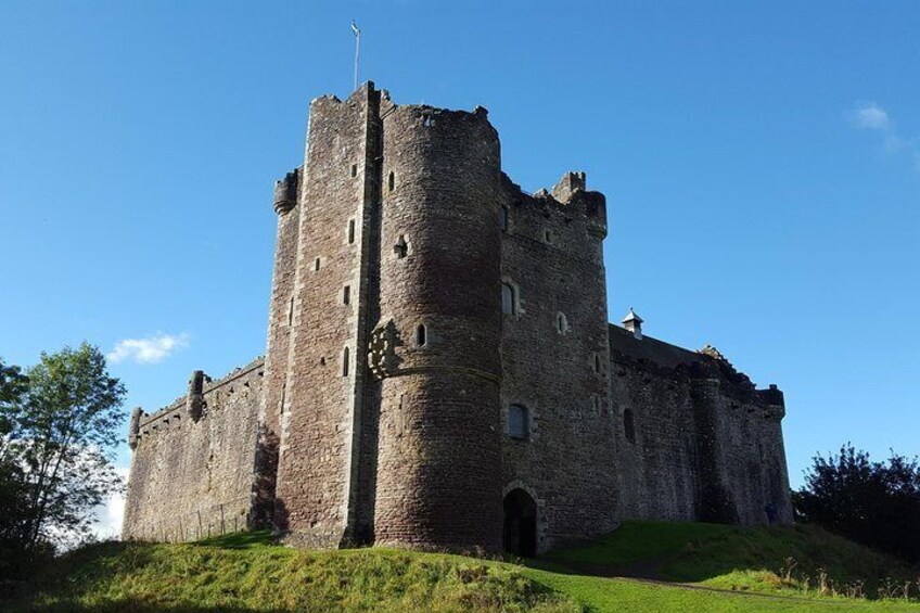 Outside Castle Leoch (Doune Castle)