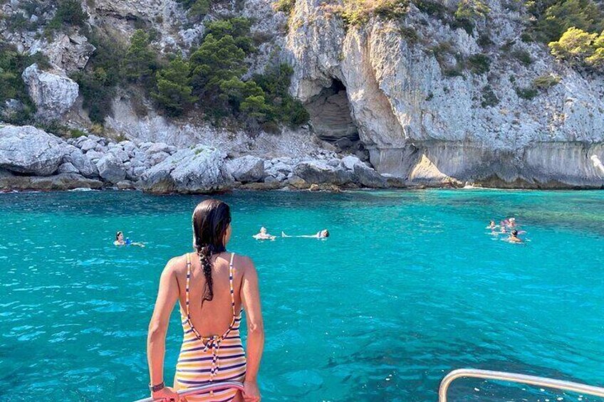 Sorrento: Exclusive Capri Boat Tour and Optional Blue Grotto