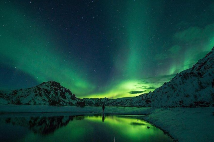 4-Hour Northern Lights Small-Group Tour from Reykjavík