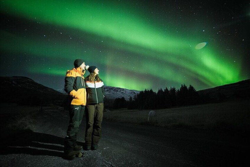 Enchanted Northern Lights: Hot chocolate & Photos - Small Group!