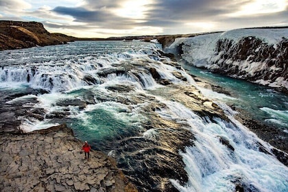 Classic Golden Circle by minibus from Reykjavík