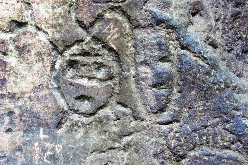 Petroglyphs at Cueva del Indio