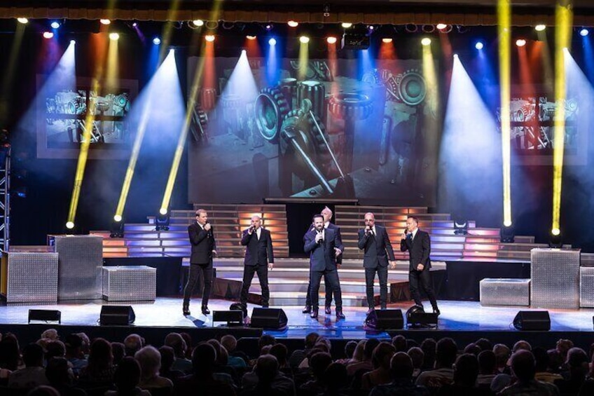 SIX Show in Branson