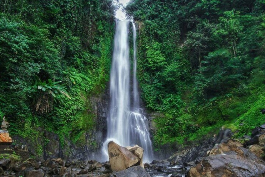 Gitgit Waterfall