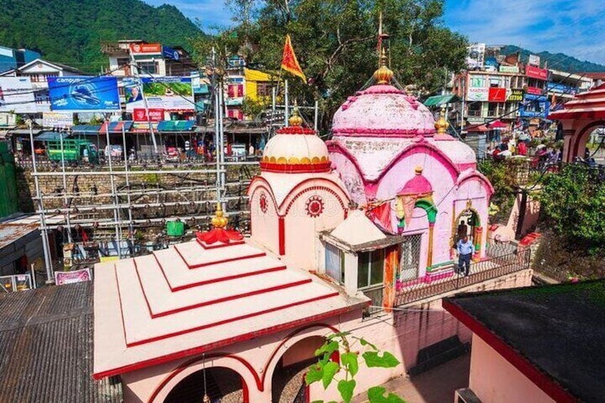 Explore Temples In Shimla With Breakfast & Lunch